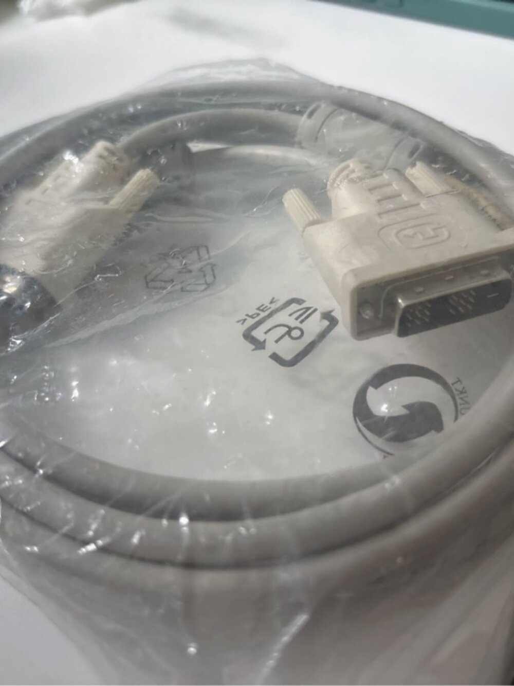 New DVI-D to DVI-D Cable 6 ft White Dual Link Monitor Video Cable